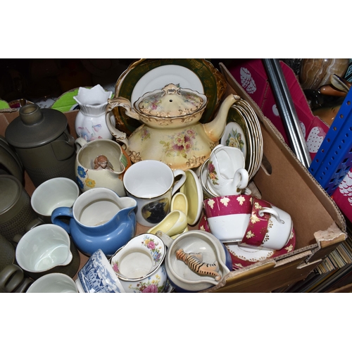 927 - FOUR BOXES AND LOOSE CERAMICS AND GLASSWARE, to include a Denby 'Chevron' pattern coffee set, a boxe... 