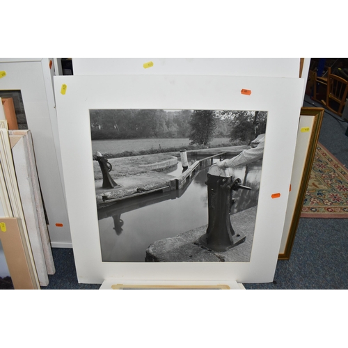 930 - A QUANTITY OF FRAMED AND UNFRAMED PHOTOGRAPHIC PRINTS, the majority were taken by John Gartstone who... 