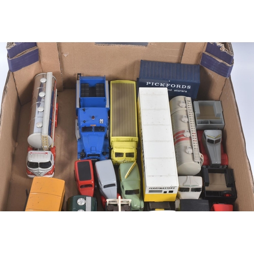 10 - A QUANTITY OF MAINLY UNBOXED AND ASSORTED CORGI CLASSICS LORRY/TRUCK AND VAN MODELS, to include Fode... 