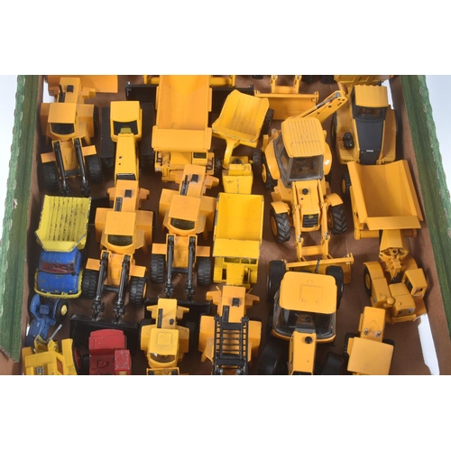 14 - A QUANTITY OF UNBOXED AND ASSORTED PLAYWORN DIECAST AND PLASTIC HEAVY PLANT AND EQUIPMENT MODELS, to... 