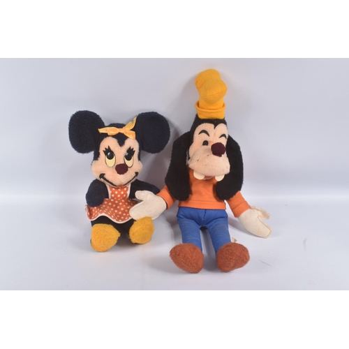 29 - A QUANTITY OF ASSORTED MODERN CARTOON & FILM RELATED SOFT TOYS, to include Minnie Mouse, Goofy, Dona... 