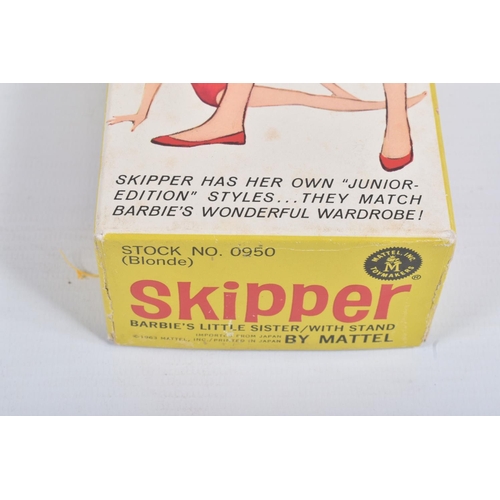 55 - A BOXED MATTEL SKIPPER DOLL, No.0950, straight leg blonde version with Skipper label to left wrist, ... 