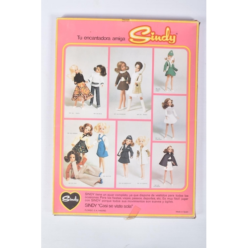 104 - TWO BOXED SPANISH FLORIDO SINDY OUTFIT SETS, the first a Pyjama Clothes 661, tape coming free, box i... 