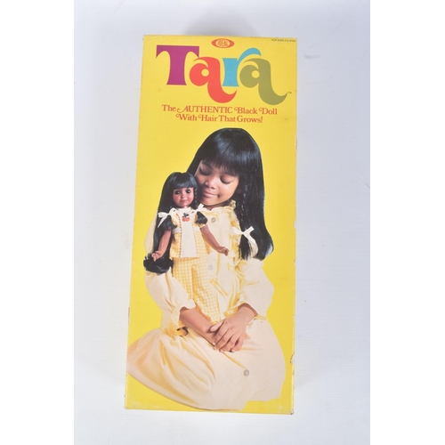 121 - A BOXED 1976 IDEAL TARA DOLL, reference 1239-3, doll wearing yellow chequered yellow outfit featurin... 