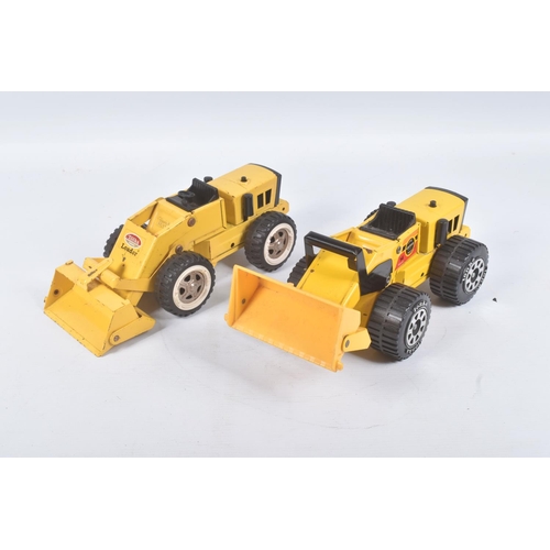 124 - FIVE ITEMS OF TONKA TOYS CONSTRUCTION EQUIPMENT, Bulldozer, two wheeled articulated Loading Shovels,... 