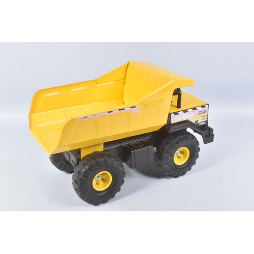 126 - FOUR MIGHTY TONKA TOYS DUMPER TRUCKS, all in playworn condition with paint loss, surface rusting, ma... 