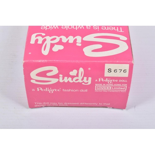 92 - A BOXED PEDIGREE SINDY FUNTIME DOLL, reference S676, blonde haired doll, some marks to one of the ar... 