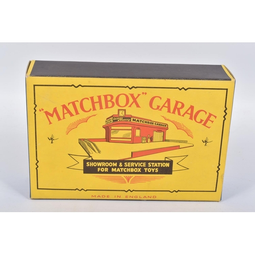 138 - A BOXED MATCHBOX SERIES GARAGE, No.MG1, appears complete and in very good condition, box in a very g... 