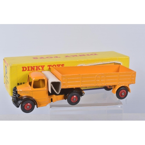 143 - A BOXED DINKY SUPERTOYS BEDFORD PULLMORE CAR TRANSPORTER, No.982, darker blue cab and hubs, lighter ... 