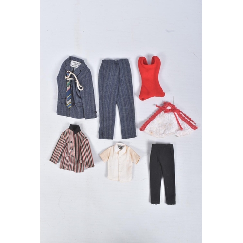 157 - IDEAL TAMMY'S FAMILY DOLLS TED & DAD'S BERMUDA SHORTS AND HIGH SOCKS CLOTHING SET, No.9453-2-100, st... 