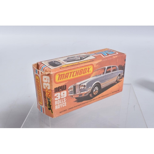 190 - FIVE BOXED MATCHBOX SUPERFAST 75 MODEL CARS, 39 c New Rolls Royce Silver Shadow, red metallic body, ... 