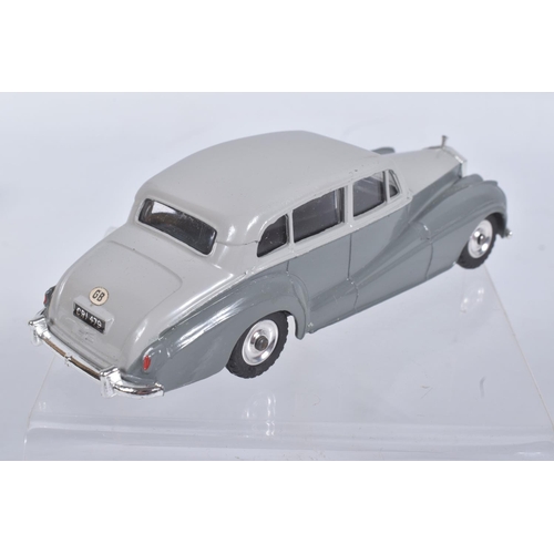 194 - TWO BOXED DIE CAST DINKY TOYS MODEL VEHICLES, the first a Vauxhall Crest Saloon, reference 164, Maro... 