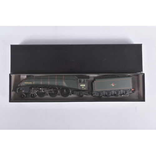 234 - THREE BOXED HORNBY A4 CLASS LOCOMOTIVES, 'Mallard' No.60022, B.R. green livery  (R309/R350), 'Walter... 