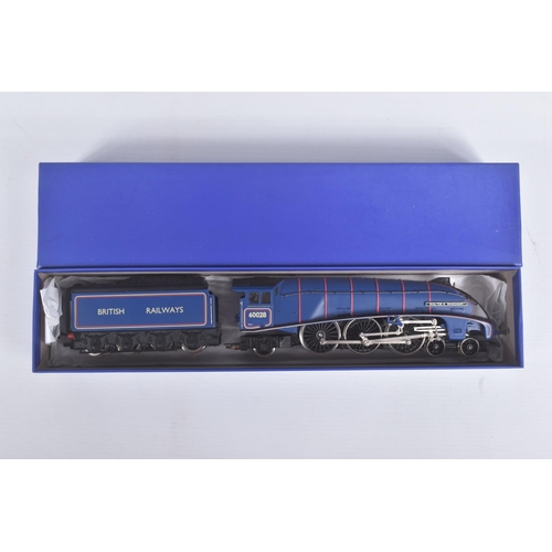 234 - THREE BOXED HORNBY A4 CLASS LOCOMOTIVES, 'Mallard' No.60022, B.R. green livery  (R309/R350), 'Walter... 