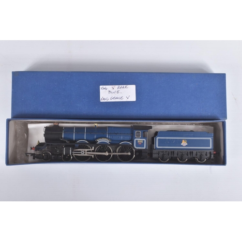 237 - THREE BOXED HORNBY RAILWAYS OO GAUGE KING CLASS LOCOMOTIVES, 'King George V' No.6000, B.R. blue live... 