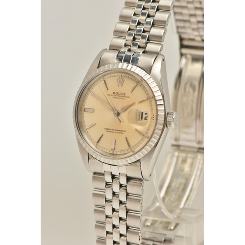 401 - A GENTS 'ROLEX' WRISTWATCH, round silvered dial signed 'Rolex Oyster Perpetual Datejust, Superlative... 