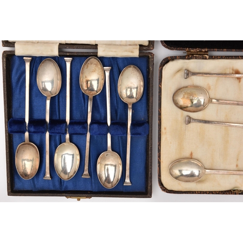 517 - AN ASSORTMENT OF SILVER SPOONS, to include a cased set of six silver teaspoons, an incomplete case o... 