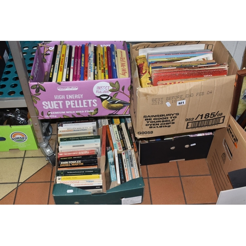 921 - FOUR BOXES OF BOOKS, approximately ninety titles in hardback and paperback formats, titles to includ... 