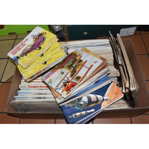 923 - FIVE BOXES AND LOOSE CIGARETTE CARDS, to include a quantity of loose cards, part sets and others in ... 