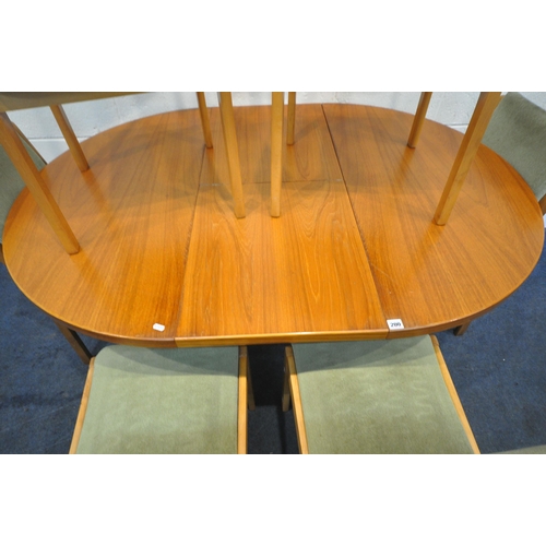 200 - A 20TH CENTURY EXTENDING DINING TABLE, with a single fold out leaf, length 156cm x diameter 111cm x ... 