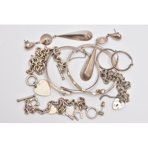 439 - AN ASSORTMENT OF SILVER AND WHITE METAL JEWELLERY, to include a silver double curb link bracelet wit... 