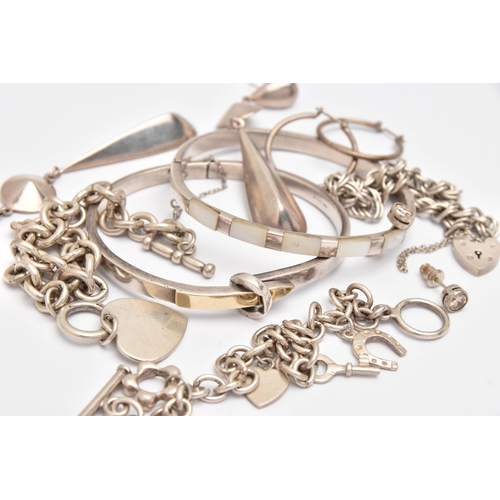 439 - AN ASSORTMENT OF SILVER AND WHITE METAL JEWELLERY, to include a silver double curb link bracelet wit... 