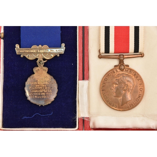 494 - TWO MEDALS, to include George VI 'For Faithful Service In The Special Constabulary', with a red, bla... 