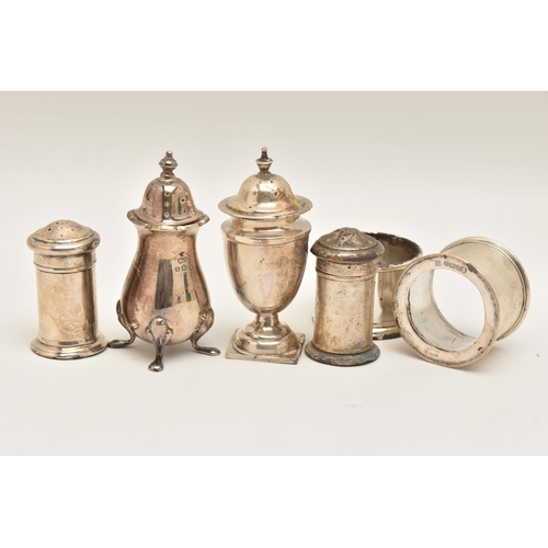 501 - FOUR PEPPERETTES AND TWO SALTS, to include a pair of small cylindrical pepperettes, hallmarked Birmi... 