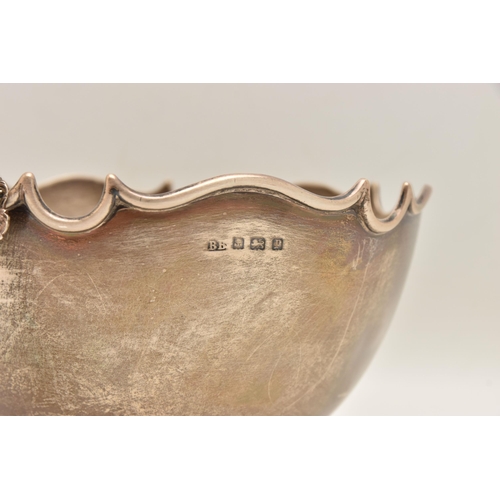 532 - AN EARLY 20TH CENTURY SILVER PRESENTATION ROSE BOWL AND A SINGLE SPOON, wavy rim, engraving reads 'C... 