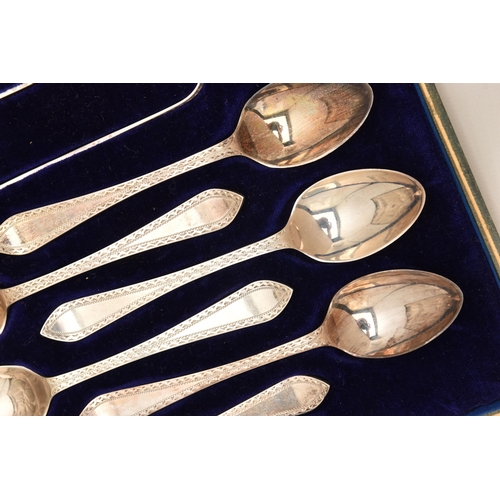 538 - A CASED SET OF EARLY 20TH CENTURY SILVER TEASPOONS AND SUGAR TONGS, to include twelve teaspoons with... 