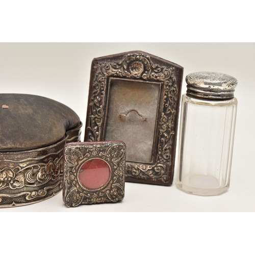 540 - A SELECTION OF SILVER ITEMS, to include an early 20th century jewellery box with pin cushion hinged ... 