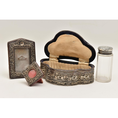 540 - A SELECTION OF SILVER ITEMS, to include an early 20th century jewellery box with pin cushion hinged ... 