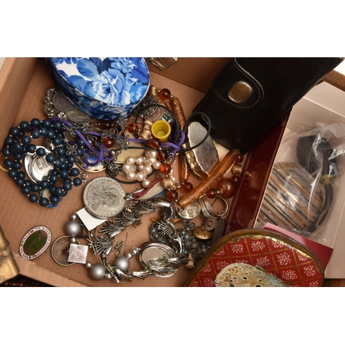 552 - A BOX OF ASSORTED ITEMS, to include a white metal hinged bangle, stamped 925 Italy, with a push butt... 