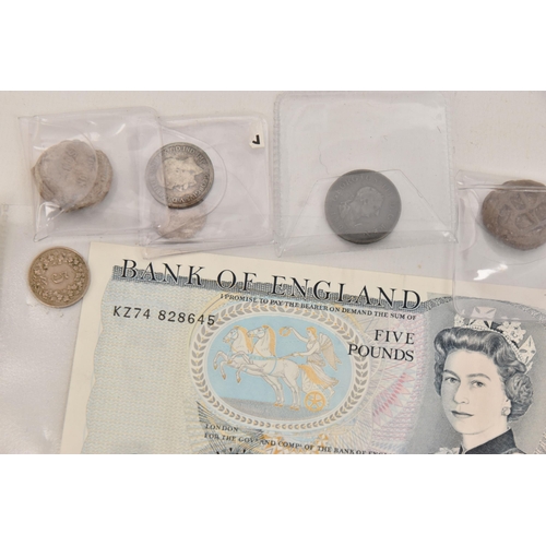 571 - A PLASTIC BOX CONTAINING MAINLY SILVER COINS, to include a 1589 Elizabeth I Groat Crescent, Victoria... 