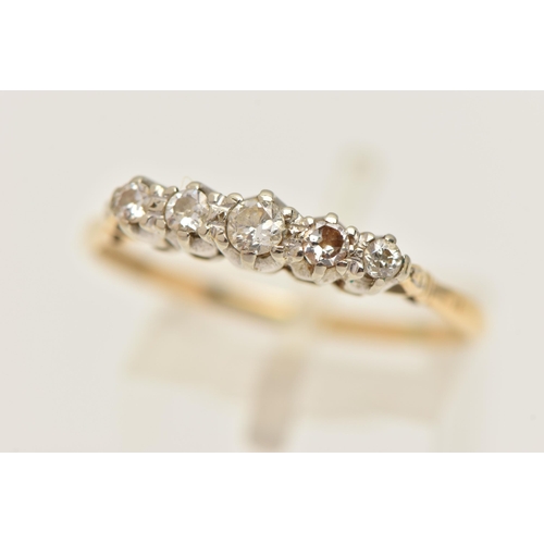 582 - A FIVE STONE DIAMOND RING, five mixed cut diamonds prong set in white metal, approximate total diamo... 