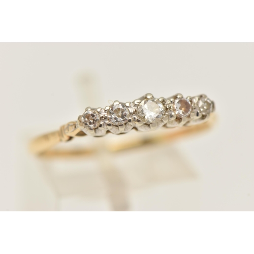 582 - A FIVE STONE DIAMOND RING, five mixed cut diamonds prong set in white metal, approximate total diamo... 