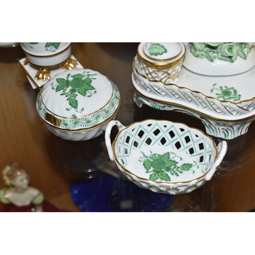 762 - A COLLECTION OF HEREND PORCELAIN, in the 'Chinese Bouquet' pattern, comprising an ink stand, with du... 