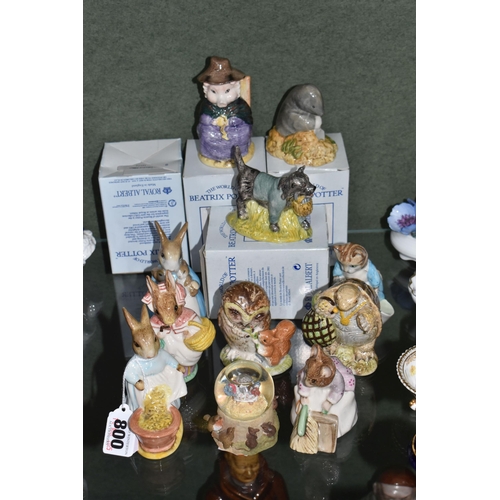 800 - A COLLECTION OF ROYAL ALBERT BEATRIX POTTER FIGURES, comprising And this Pig had None, boxed Diggory... 