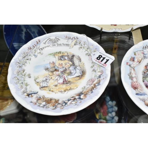 811 - FIVE ROYAL DOULTON 'BRAMBLY HEDGE' PLATES, comprising two Recipe Collection plates: Strawberry Short... 