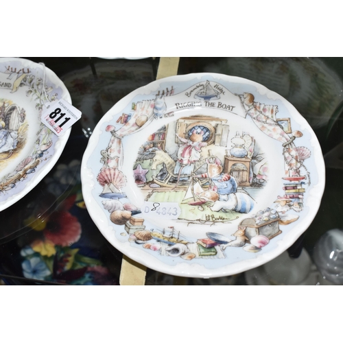 811 - FIVE ROYAL DOULTON 'BRAMBLY HEDGE' PLATES, comprising two Recipe Collection plates: Strawberry Short... 