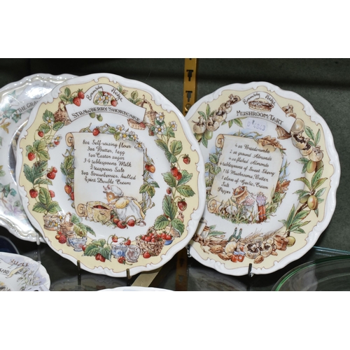 811 - FIVE ROYAL DOULTON 'BRAMBLY HEDGE' PLATES, comprising two Recipe Collection plates: Strawberry Short... 