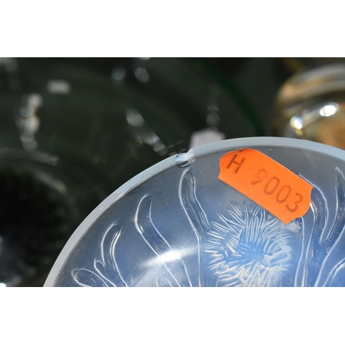 812 - A GROUP OF GLASSWARE, comprising a small opalescent Sabino 'Urchin' pattern bowl, diameter 10cm x he... 