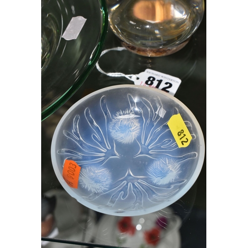 812 - A GROUP OF GLASSWARE, comprising a small opalescent Sabino 'Urchin' pattern bowl, diameter 10cm x he... 