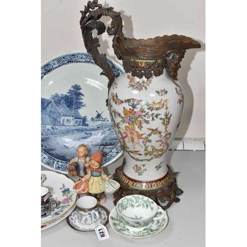 821 - MIXED CERAMICS to include a Mappin and Webb silver mounted Spode coffee can with cobalt blue and gil... 