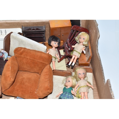 861 - A BOX OF DOLLS AND DOLLS HOUSE FURNITURE, to include four 1960s Hasbro 'Dolly Darling' dolls, assort... 