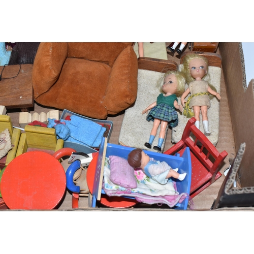 861 - A BOX OF DOLLS AND DOLLS HOUSE FURNITURE, to include four 1960s Hasbro 'Dolly Darling' dolls, assort... 