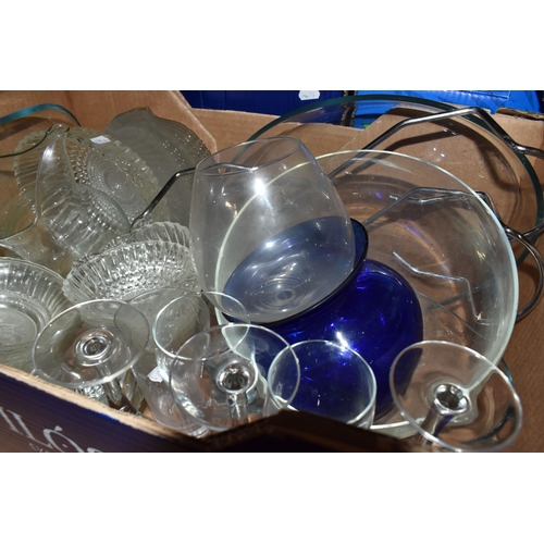 886 - SEVEN BOXES AND LOOSE GLASS to include a blue ships decanter with stopper marked 'Bristol' to the ba... 