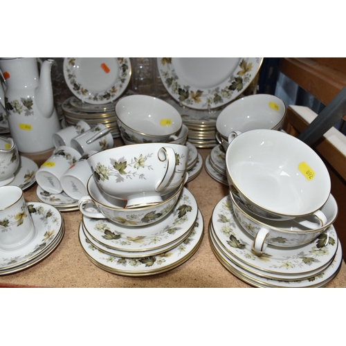 892 - A QUANTITY OF ROYAL DOULTON TEA, COFFEE, AND DINNER WARES comprising a group of 'Yorktown' tea and c... 