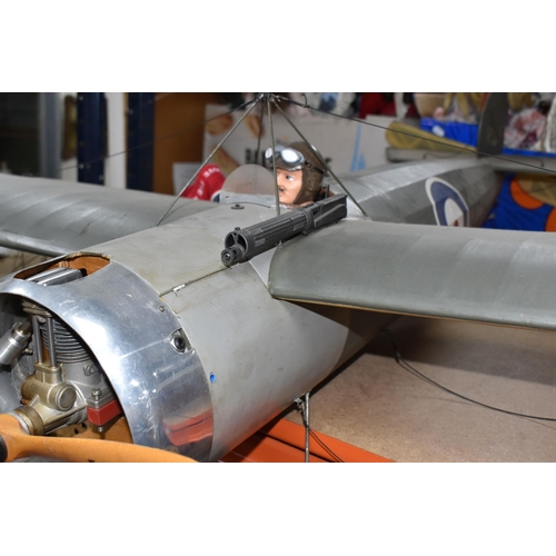 900 - VINTAGE MODEL AIRCRAFT AND ACCESSORIES, to include a model aircraft, single seat scout, world war re... 