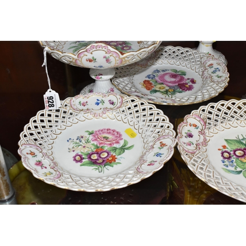 928 - AN EIGHT PIECE MEISSEN FLORAL AND GILT DESSERT SET comprising two pedestal bowls with central floral... 